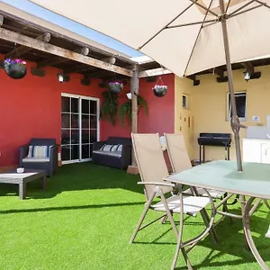 Blanca Tenerife - Private - Terrace And Bbq, 5 Minutes From The And Airport Homestay